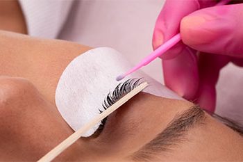 Piúma: Inscrições abertas para curso gratuito de Designer de Cílios