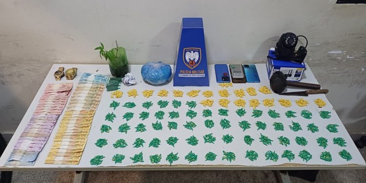 Polícia Militar: 10º BPM apreende drogas em diversos bairros de Guarapari