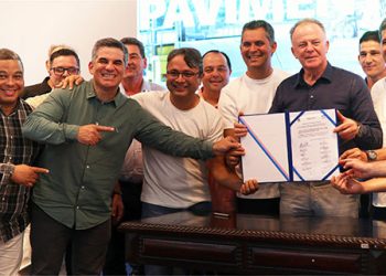 Piúma: Parceria com o Governo do Estado traz pacote de obras de pavimentação para a cidade