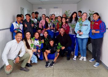 Presidente Kennedy: Porto Central recebe alunos da rede municipal para visita técnica educativa