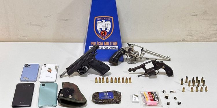 Guarapari: Polícia Militar apreende armas, drogas e recupera veículo furtado