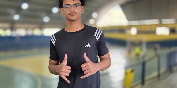 Alfredo Chaves: Atleta alfredense é convocado para seleção estadual de handebol