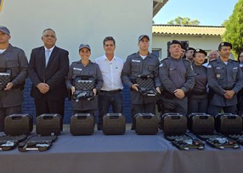 Espírito Santo: Governo do Estado entrega mais de 2 mil novas pistolas Glock à PMES