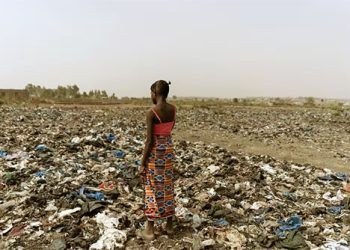 Pesquisa Global: Poluição, corrupção e desigualdade aceleram envelhecimento mais do que a genética