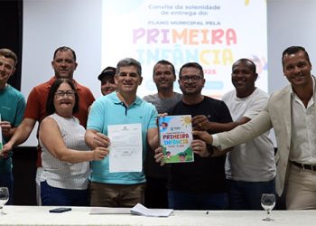 Piúma: Prefeitura entrega ao Legislativo o Plano Municipal pela Primeira Infância