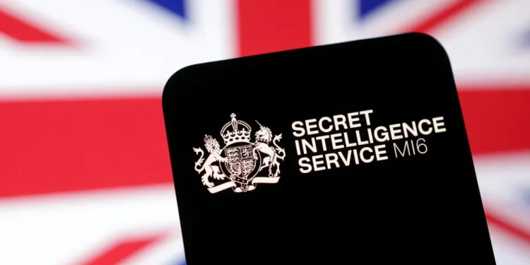 Mundo: Espiões britânicos recorrem à dark web para recrutar agentes russos