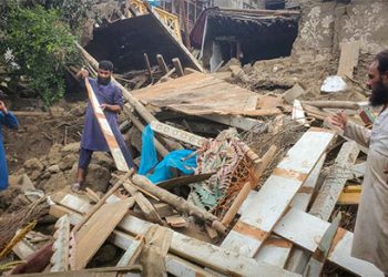 Afeganistão: Terremoto mata mais de 800 e fere 2.800 e Talibã pede ajuda ao mundo