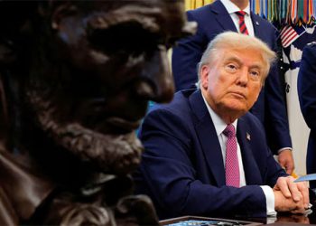 Economia: Trump assina ordem oferecendo algumas isenções tarifárias a países com acordos comerciais com os EUA