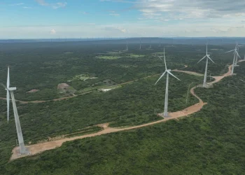 Primeira vez: Energia eólica e solar abastecem mais de um terço da eletricidade do Brasil