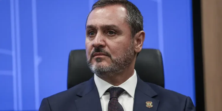 Metanol: Polícia Federal investiga ligação do crime organizado com intoxicação em SP