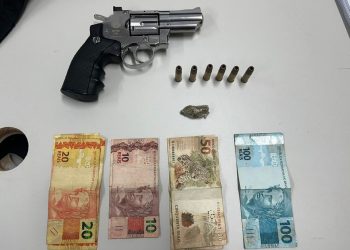 Guarapari: Polícia Civil prende dois suspeitos de roubo no Centro