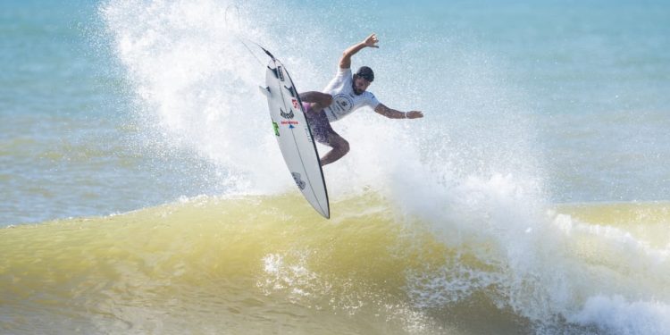 Guarapari: Etapa da WSL reúne 30 mil pessoas e movimenta R$ 3 milhões na economia local