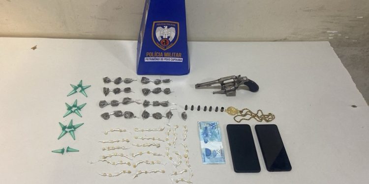 Guarapari: Ação policial resulta na apreensão de arma, munições e drogas