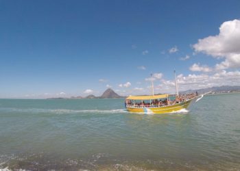 Piúma: Prefeitura publica edital para permissões de atividades náuticas turísticas