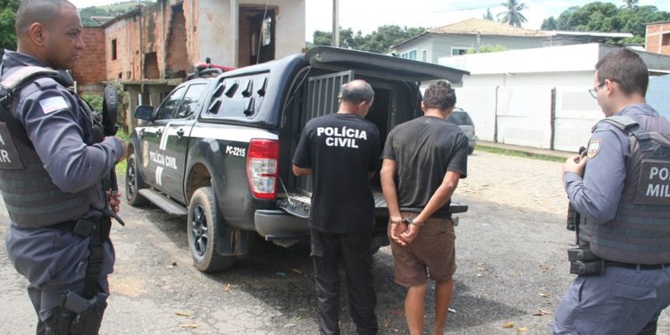 Mimoso do Sul: Polícia prende suspeitos de furto em escola de educação infantil