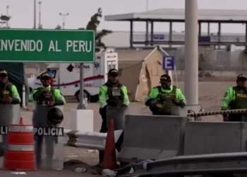 América Latina: Peru e Chile farão patrulha conjunta para conter venezuelanos na fronteira