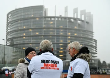 UE: Legisladores votam para suspender o acordo comercial com o Mercosul devido a preocupações legais