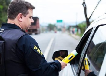 Espírito Santo: PRF realiza ‘Operação Baco’ para reforçar fiscalização de alcoolemia nas rodovias federais
