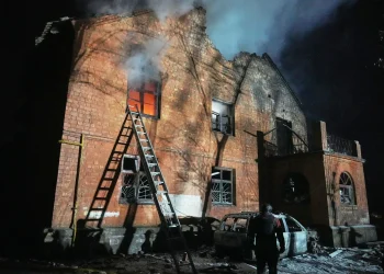 Aviso ao Ocidente: Rússia usa novo míssil hipersônico em um grande ataque contra a Ucrânia