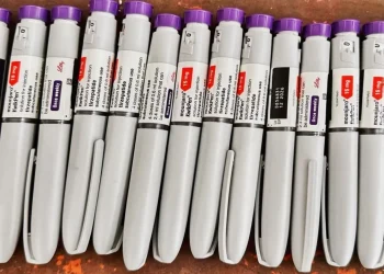 Anvisa: Vigilância apreende lotes falsificados de Mounjaro, Botox e remédio para câncer