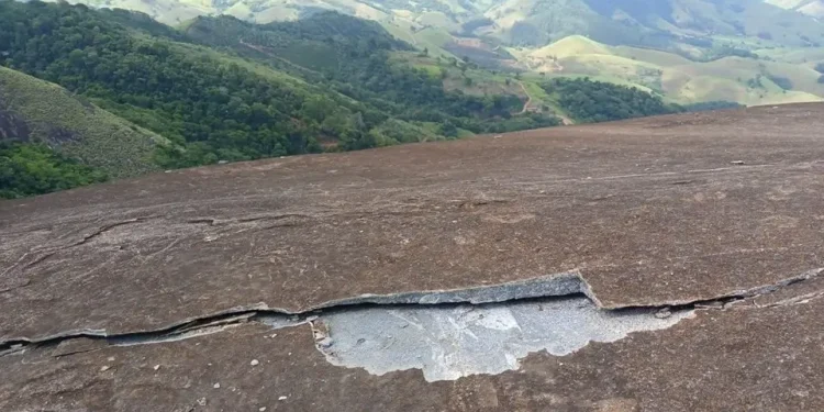 O Frade e a Freira: Iema adota restrição temporária e pontual de acesso no maciço rochoso do Frade