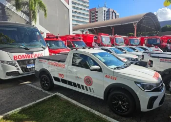 Estado: Governo entrega viaturas e equipamentos para Corpo de Bombeiros e Polícia Científica