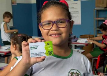 Alfredo Chaves: Programa Material Escolar vai beneficiar 2 mil alunos e injetar mais de R$ 395 mil na economia local