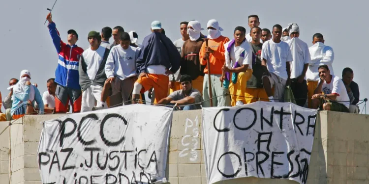 Pesquisa: 91,5% acreditam que facções controlam esferas de poder no Brasil