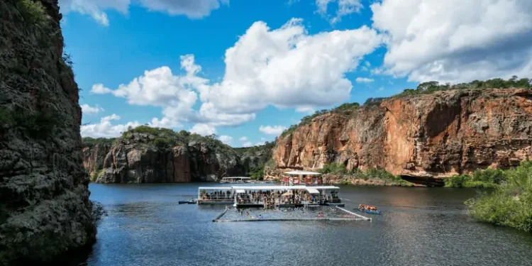 Turismo: Oásis do sertão de Alagoas une as águas do Velho Chico e a rica história do cangaço