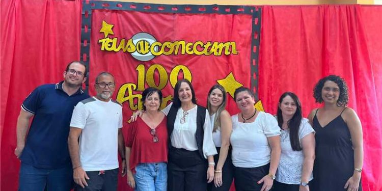 Alfredo Chaves: Escola realiza projeto de Linguagem “Telas que Conectam”