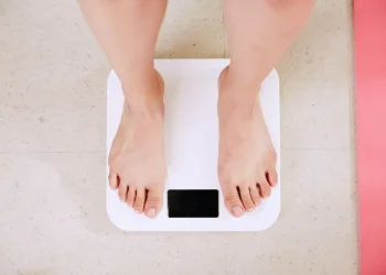 Saúde: Por que o corpo recupera peso após dietas?