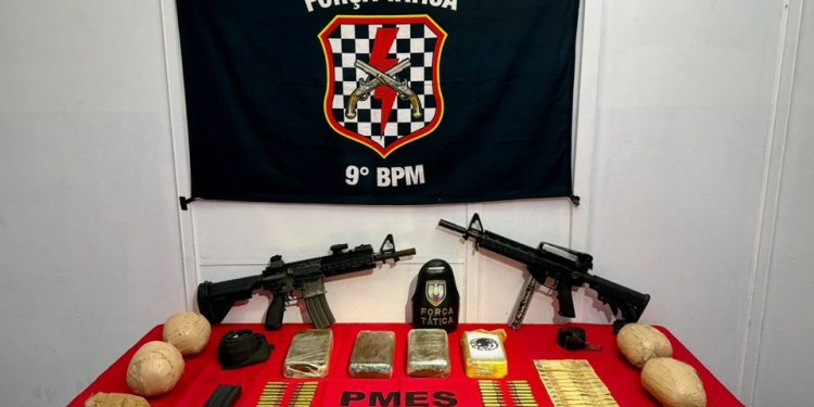 Cachoeiro de Itapemirim: Força Tática do 9º BPM apreende armas pesadas e mais de 10 quilos de drogas no bairro Valão