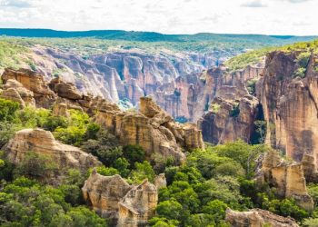 Turismo: MTur e UNESCO lançam edital para criação de curso voltado a guias de patrimônios mundiais no Brasil