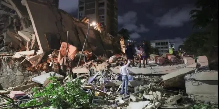 Venezuela: Dois terremotos deixam 32 mortos e 700 feridos