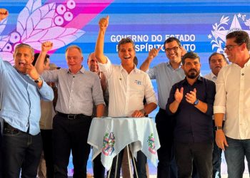 Presidente Kennedy: Governador autoriza obras de recuperação da ES-162