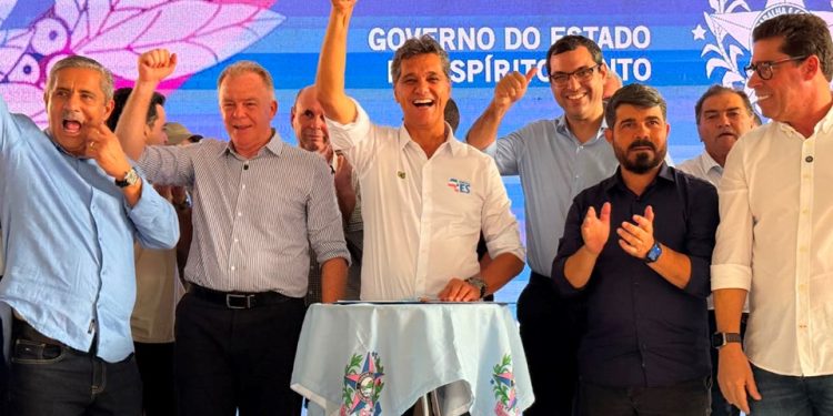 Presidente Kennedy: Governador autoriza obras de recuperação da ES-162