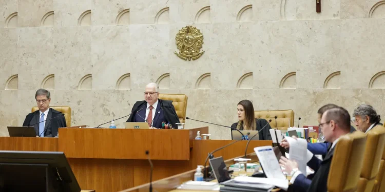 Justiça: STF derruba idade mínima para aposentadoria especial por insalubridade